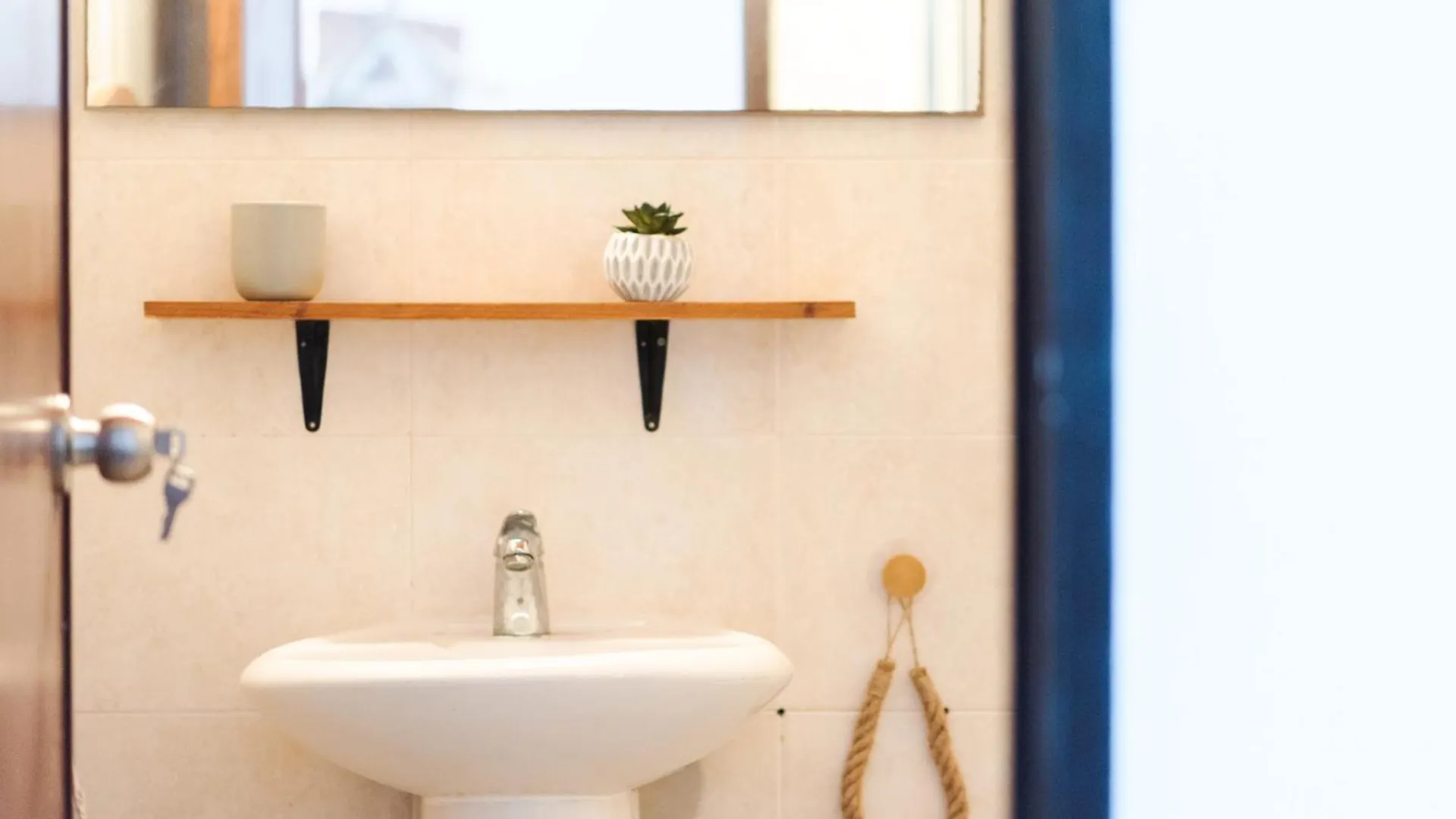Seaview Ensuite Rooms In Sagres Centre - Casa Maluka