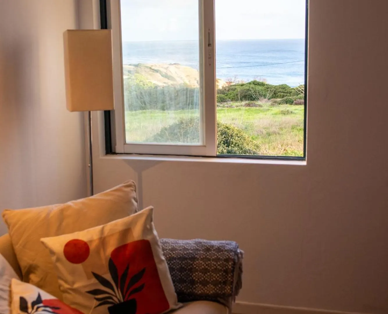Seaview Ensuite Rooms In Sagres Centre - Casa Maluka
