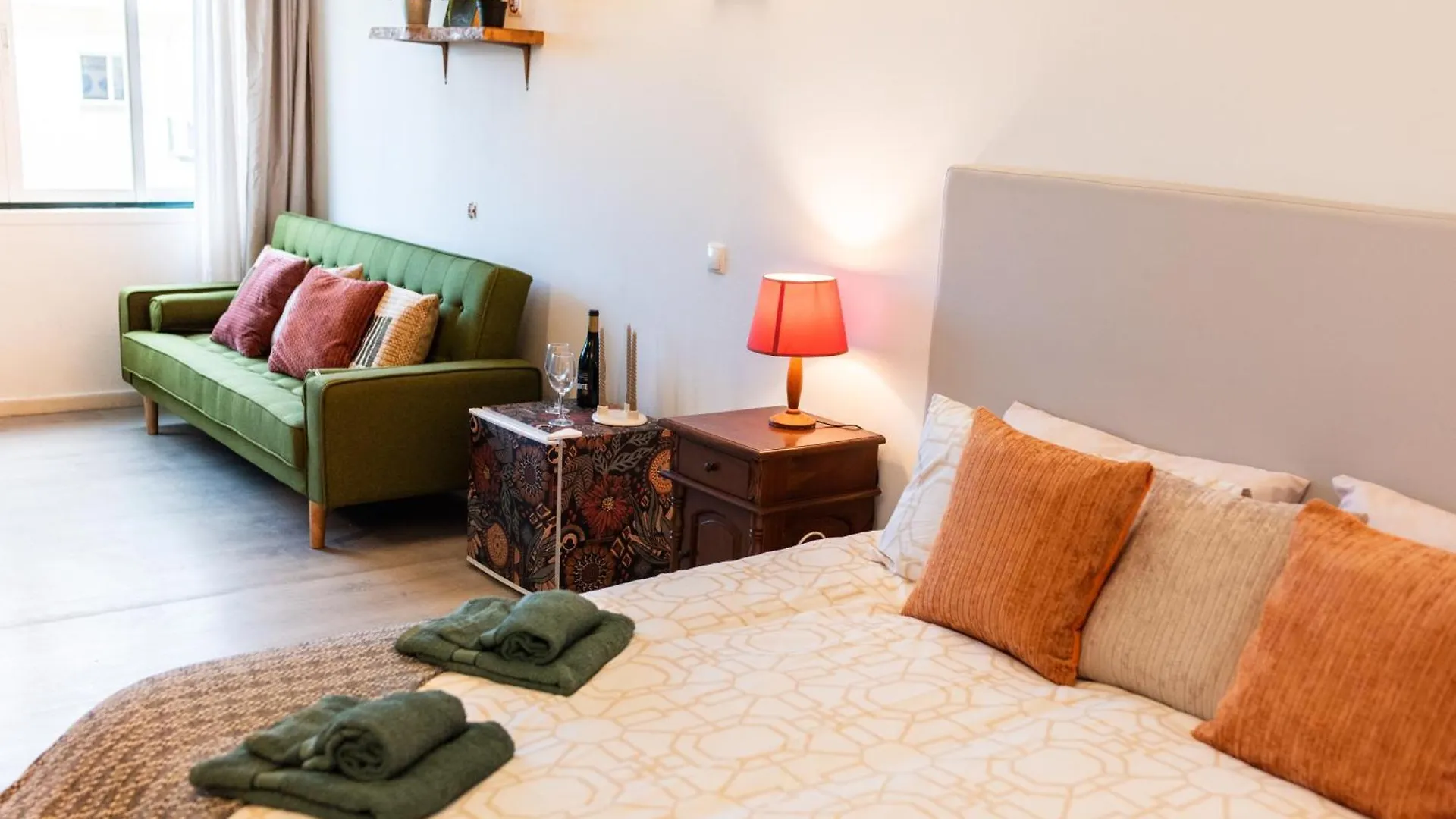 Seaview Ensuite Rooms In Sagres Centre - Casa Maluka