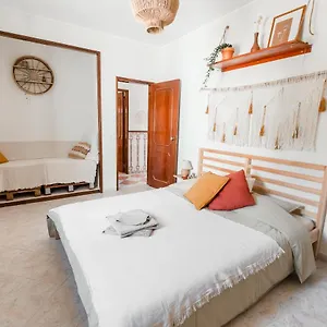 Lemontree Eco Surfhouse Guest house